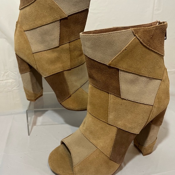 Torrid Boots Patchwork Booties Peep toe Boots Brown Tan Cream Women - Picture 5 of 16
